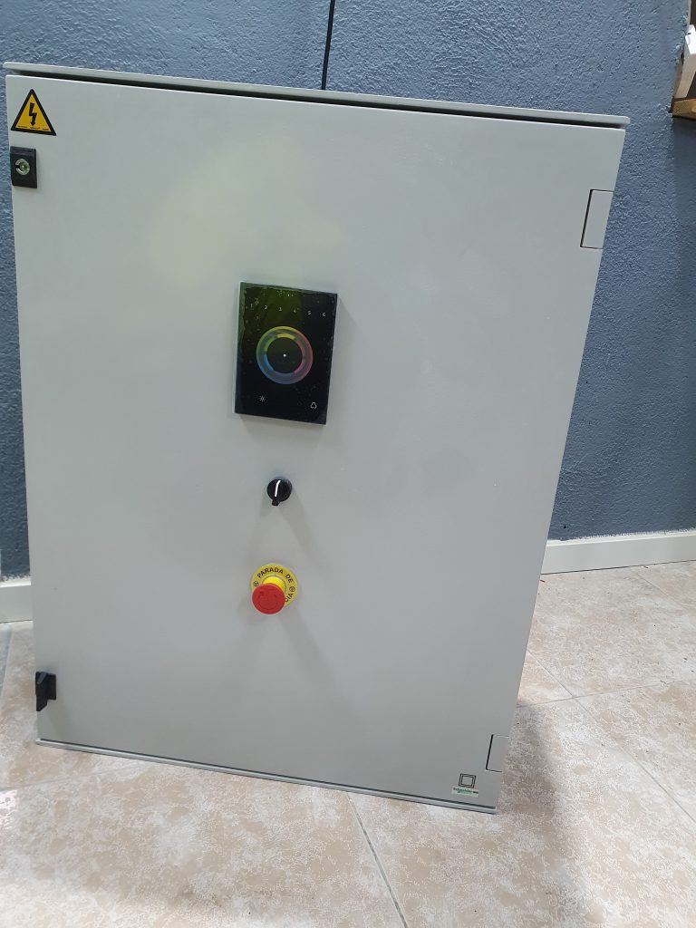 Projecte d'armari elèctric